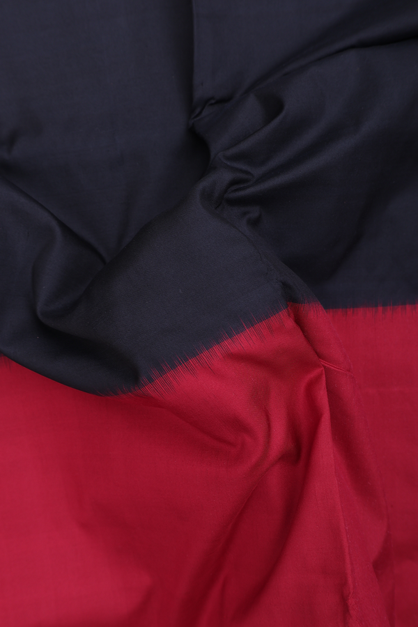 Pochampally Silk Saree In Plain Multicolor With Diamond Border