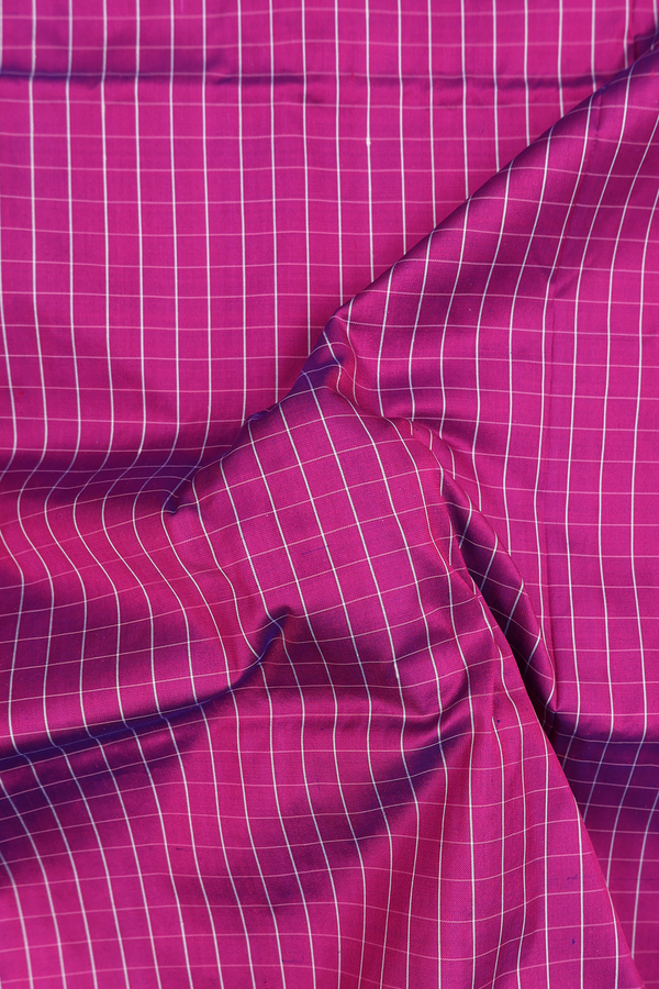 Pochampally Silk Saree In Purple With Checks Design