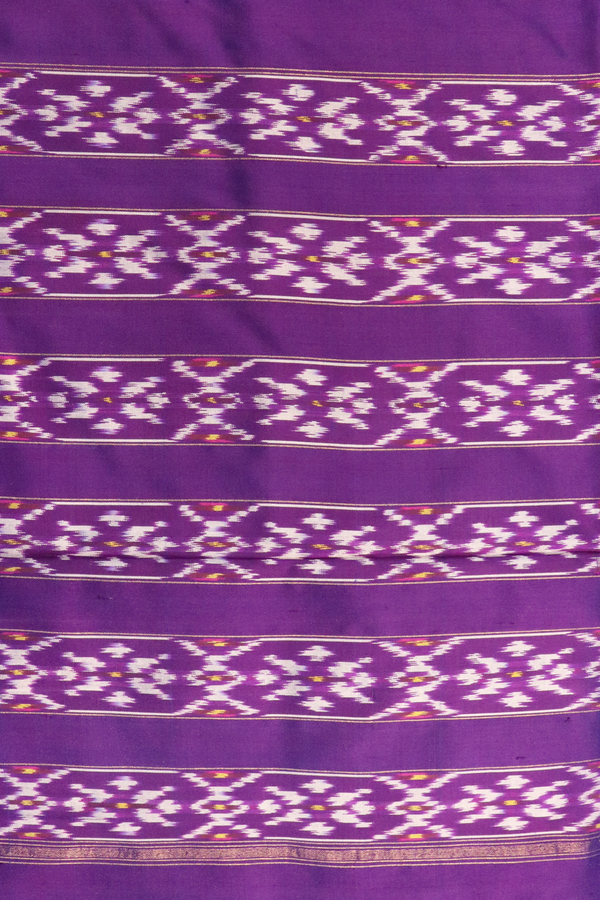 Pochampally Silk Saree In Purple With Chevron Design