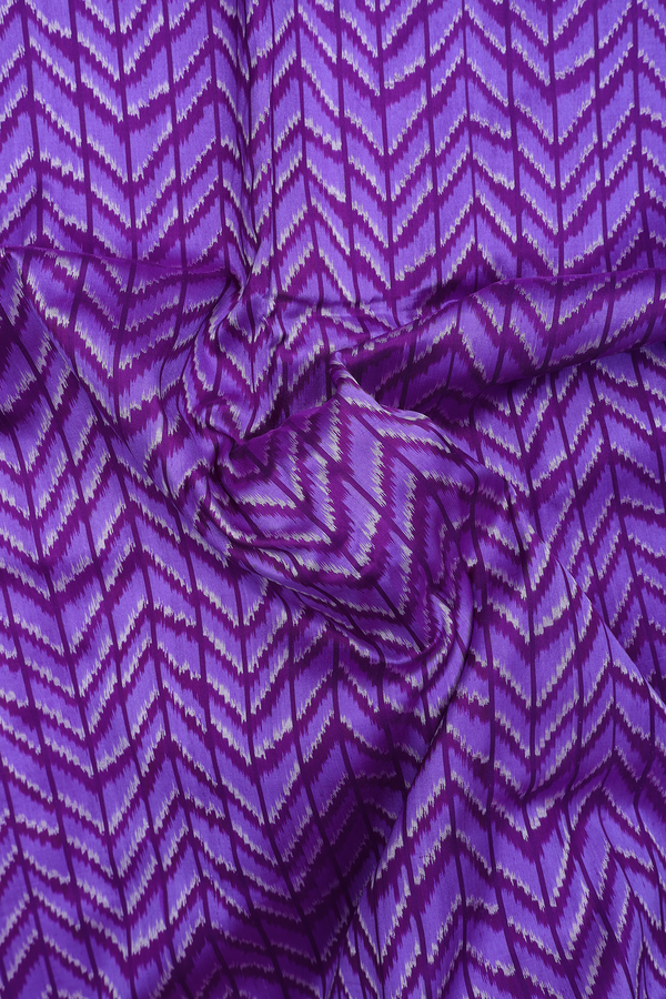 Pochampally Silk Saree In Purple With Chevron Design