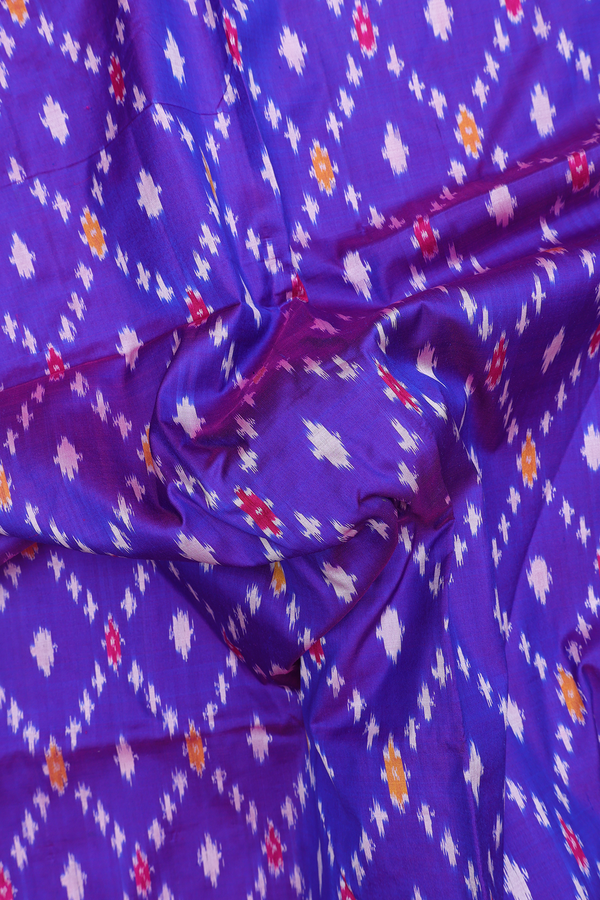 Pochampally Silk Saree In Purple With Diamond Design