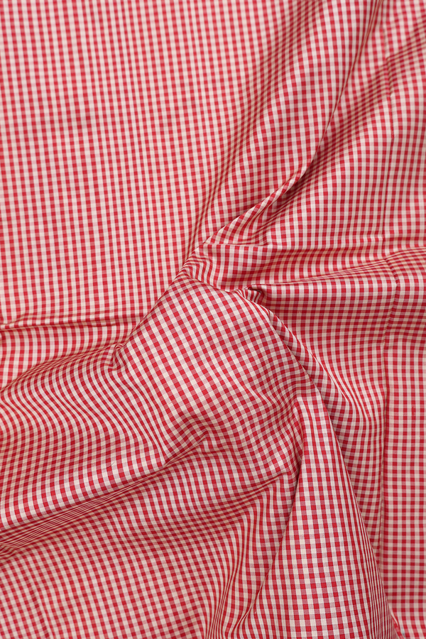 Pochampally Silk Saree In Red And White With Checks Design