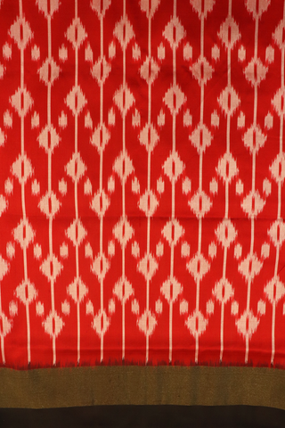 Pochampally Silk Saree In Red With Allover Design