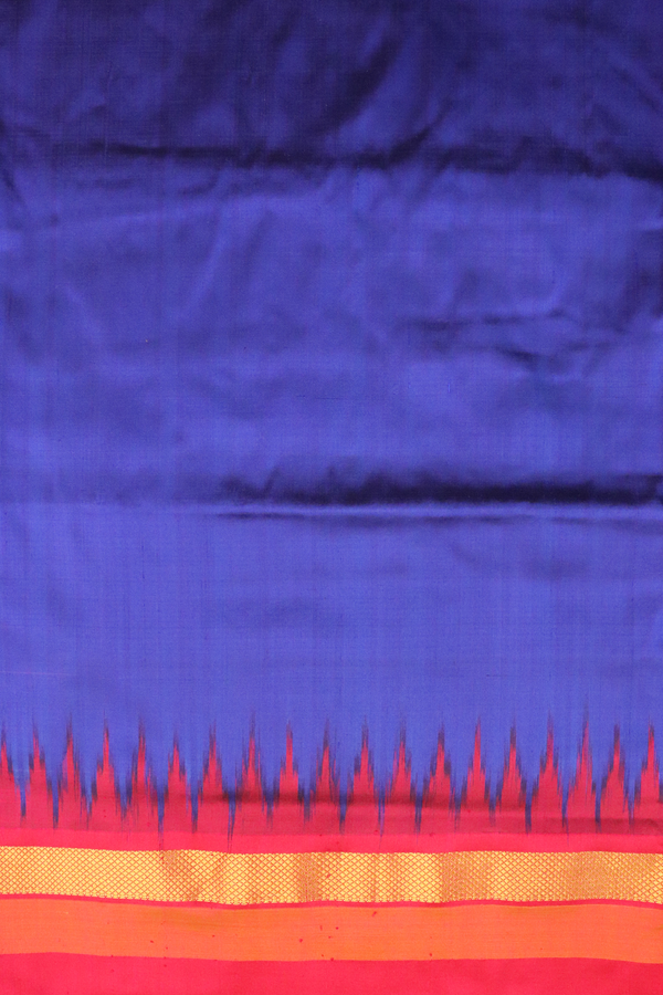 Pochampally Silk Saree In Royal Blue With Contrast Border