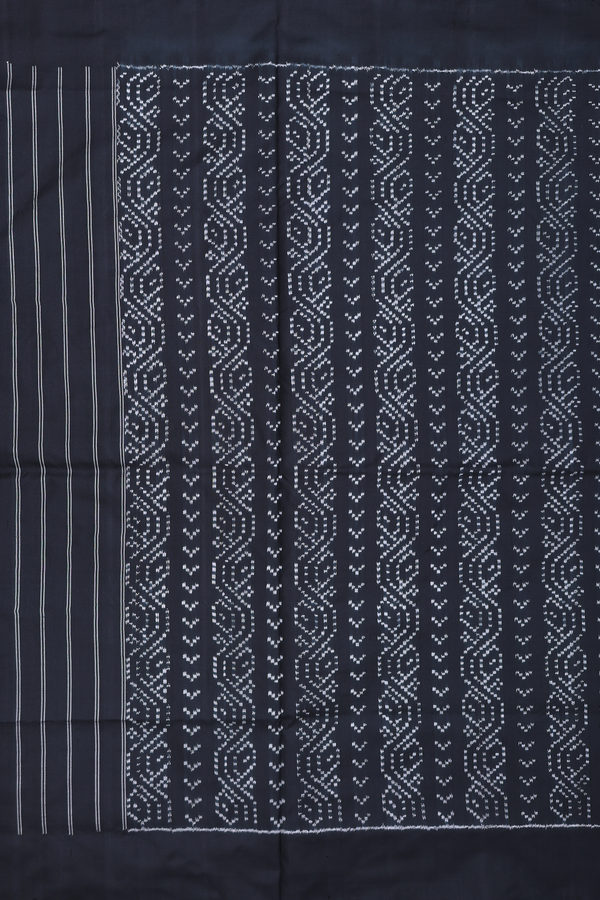 Pochampally Silk Saree In Spiced Orange With Printed Buttis