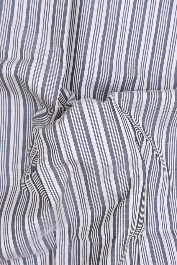 Pochampally Silk Saree In White And Grey With Stripes Design