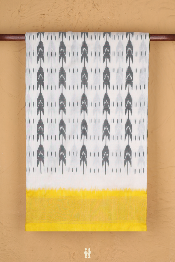 Pochampally Silk Saree In White With Allover Design