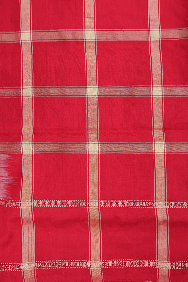 Pochampally Silk Saree In White With Checks Design