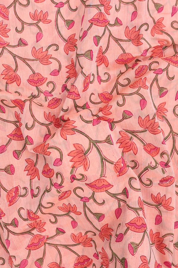 Printed Mangalagiri Cotton Saree In Peach With Floral Buttas