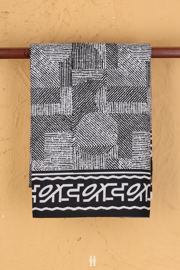 Printed Silk Saree In Black And White With Printed Design