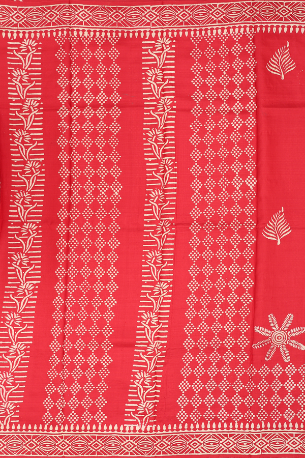 Printed Silk Saree In Chilli Red With Leaf Design