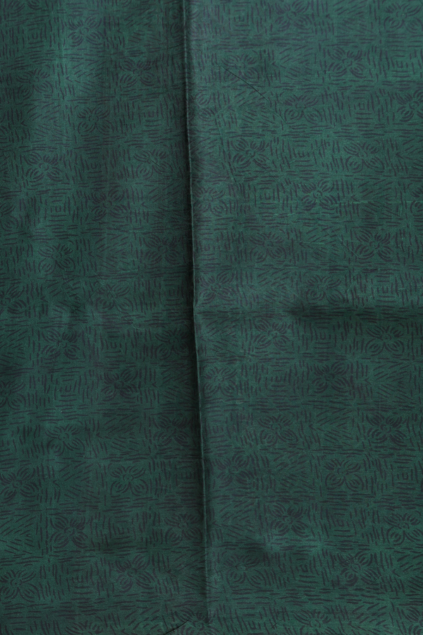 Printed Silk Saree In Green With Diamond Design