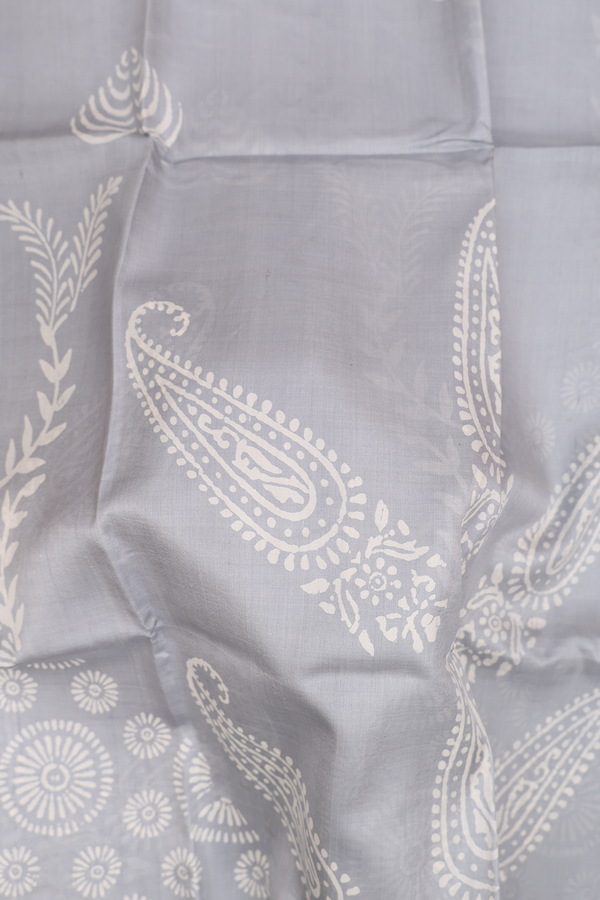 Printed Silk Saree In Grey With Paisley Design