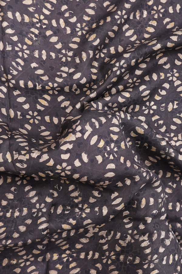 Printed Silk Saree In Oxford Brown With Allover Design