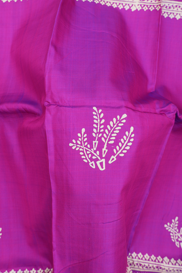 Printed Silk Saree In Purple Rose With Leaf Buttas