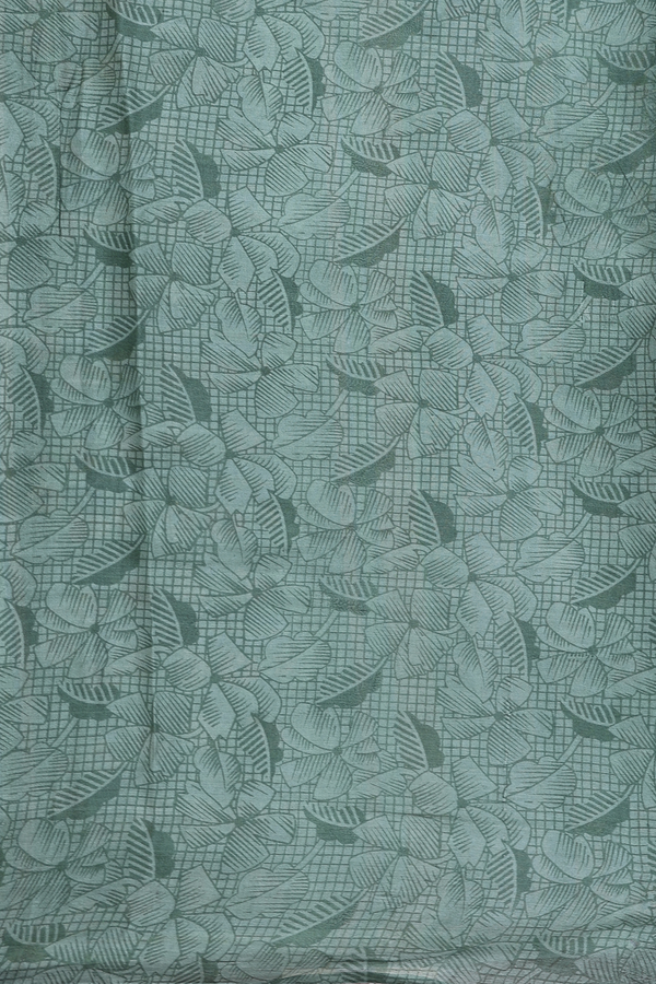 Printed Silk Saree In White With Printed Design