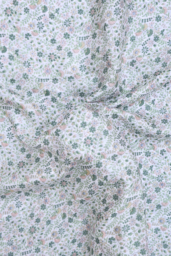 Printed Silk Saree In White With Printed Design