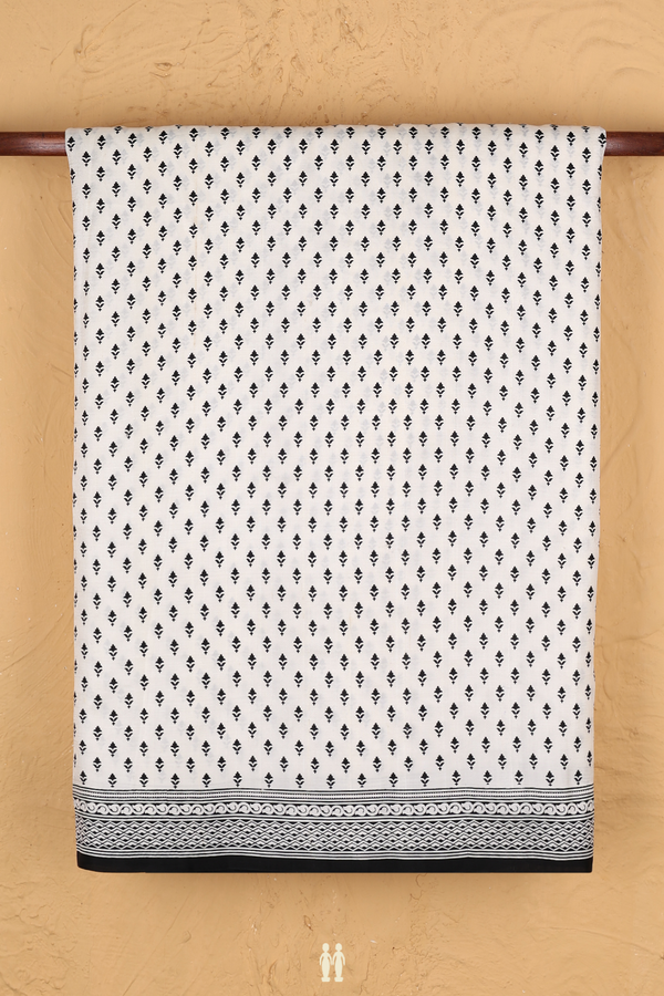 Printed Silk Saree In White With Allover Buttas