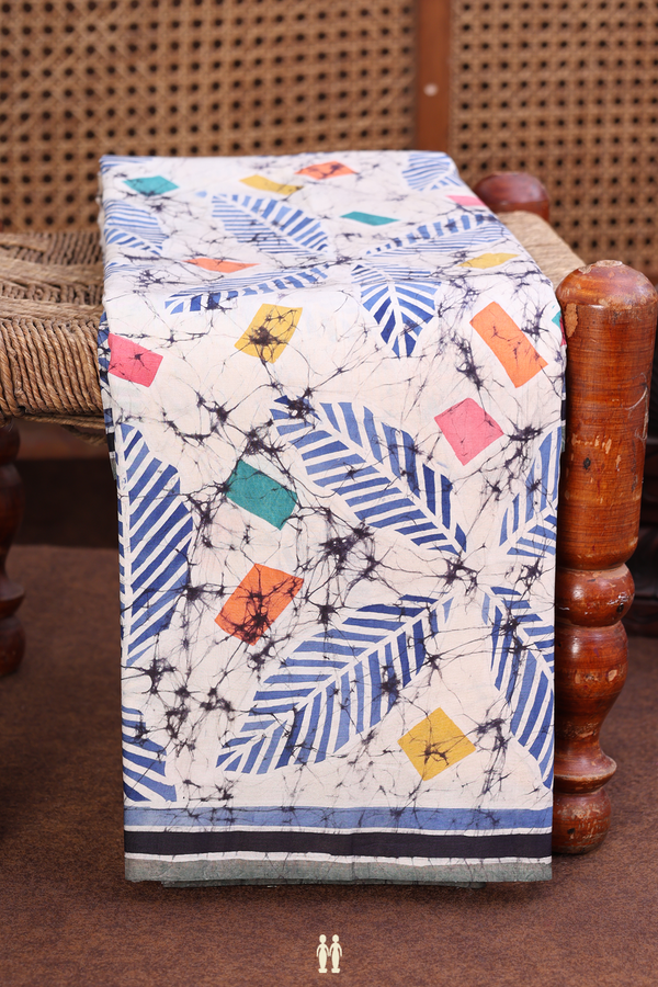 Printed Silk Saree In White With Allover Design