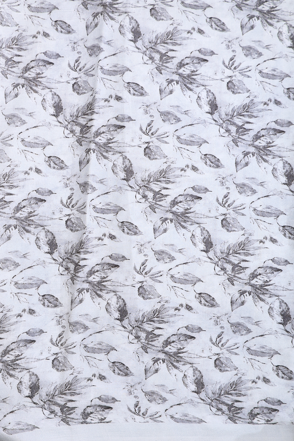 Printed Silk Saree In White With Leaf Design