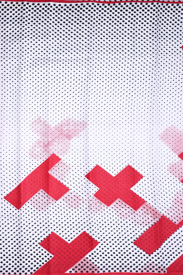 Printed Silk Saree In White With Printed Design