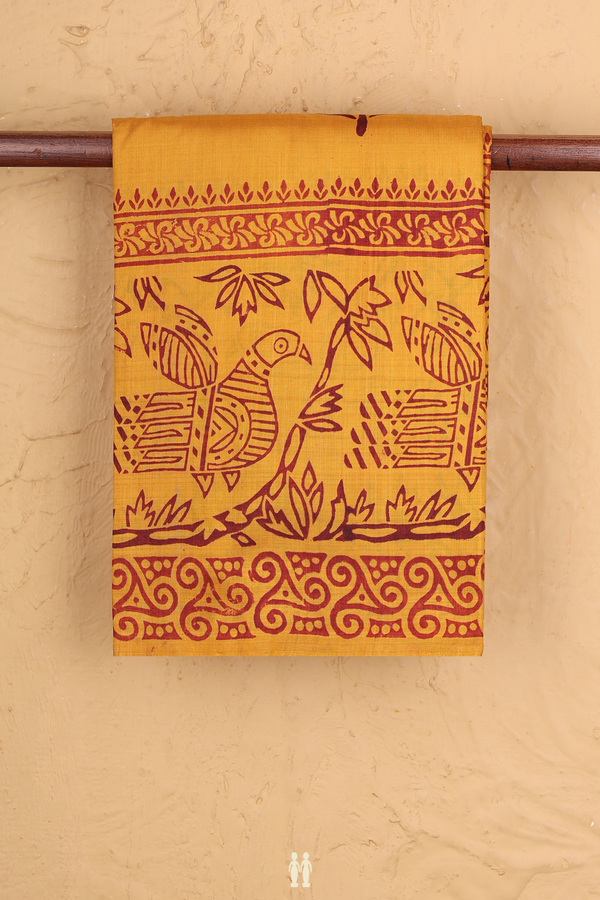 Printed Silk Saree In Yellow With Leaf Printed Design