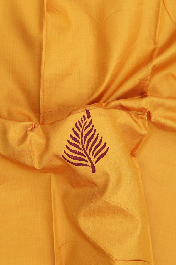 Printed Silk Saree In Yellow With Leaf Printed Design