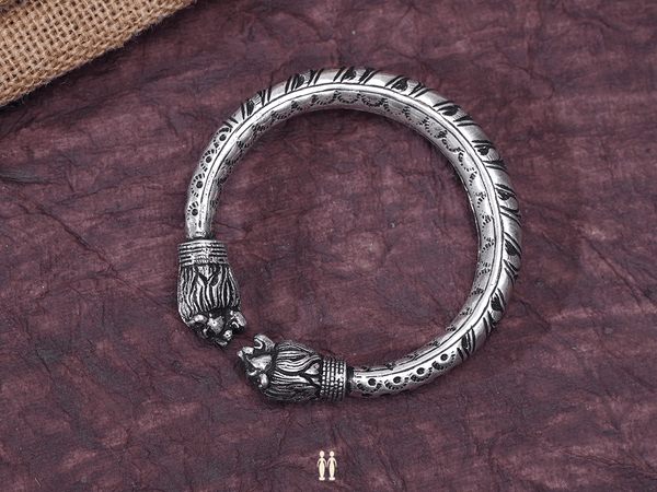 Lion Design Oxidized Adjustable Pure Silver Kada