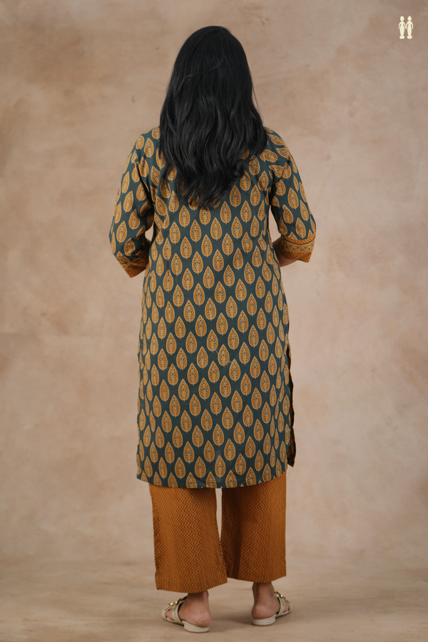 Split Neck Leaf Design Bottle Green Cotton Salwar Set