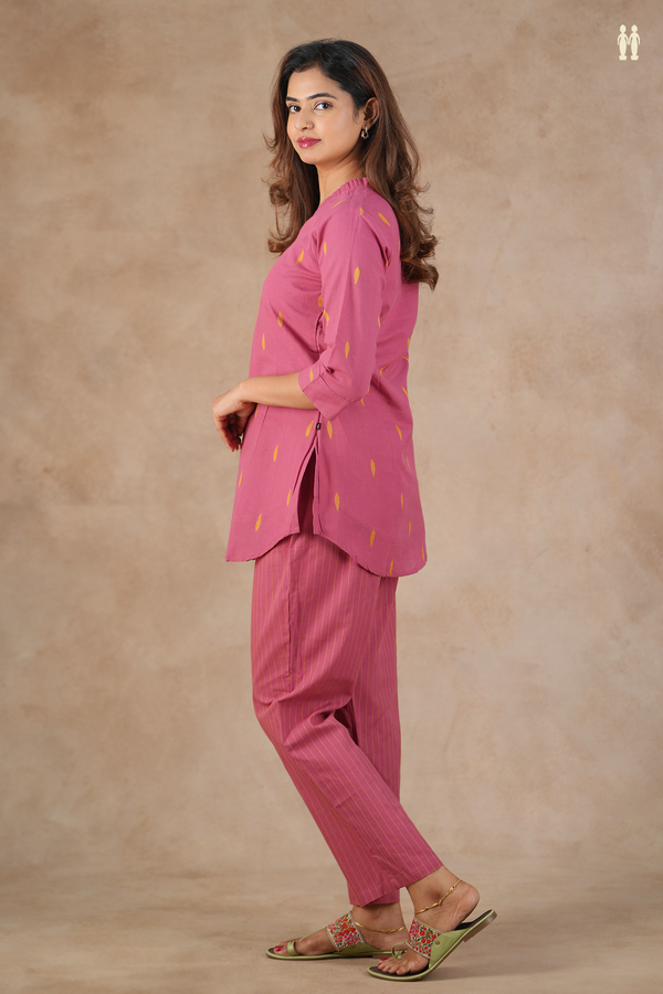V-Neck Threadwork Buttas Mulberry Cotton Top And Bottom Set