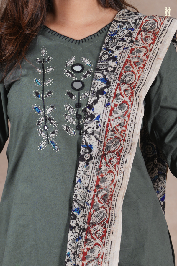 V-Neck Threadwork Design Greyish Green Cotton Salwar Set