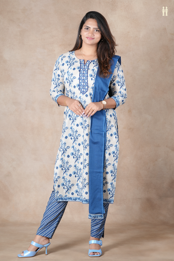 Split Neck Floral Design White Cotton Salwar Set