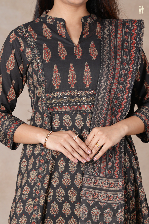 Mandarin Neck Printed Design Black Cotton Salwar Set