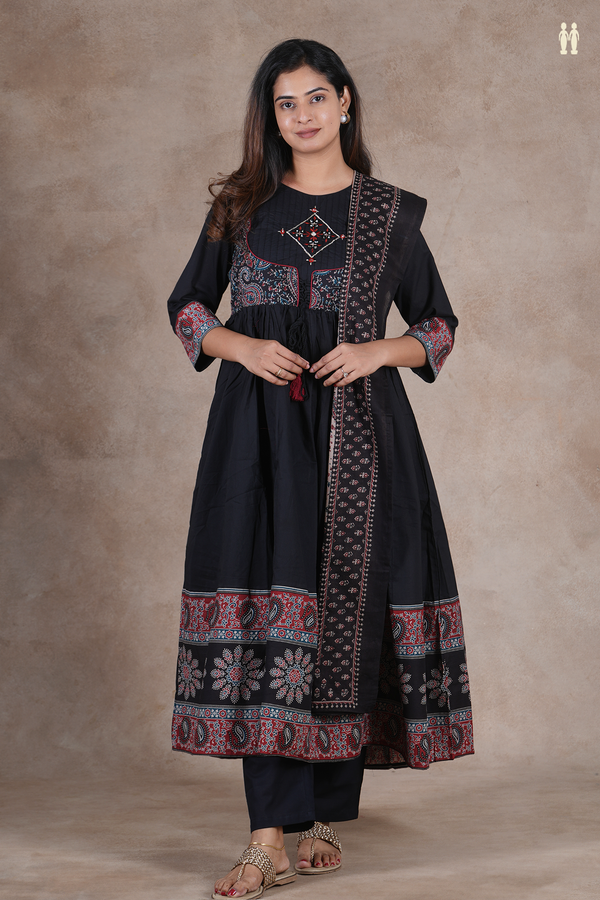 Round Neck Printed Design Black Cotton Salwar Set