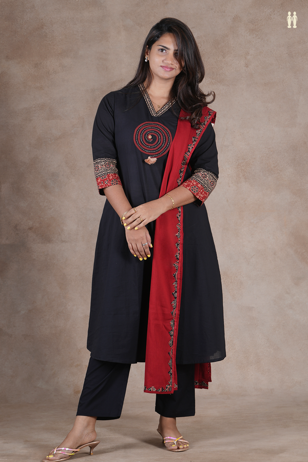 V-Neck Plain Black Cotton Salwar Set