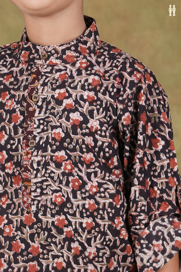 Chinese Collar Kalamkari Design Black Cotton Long Kurta