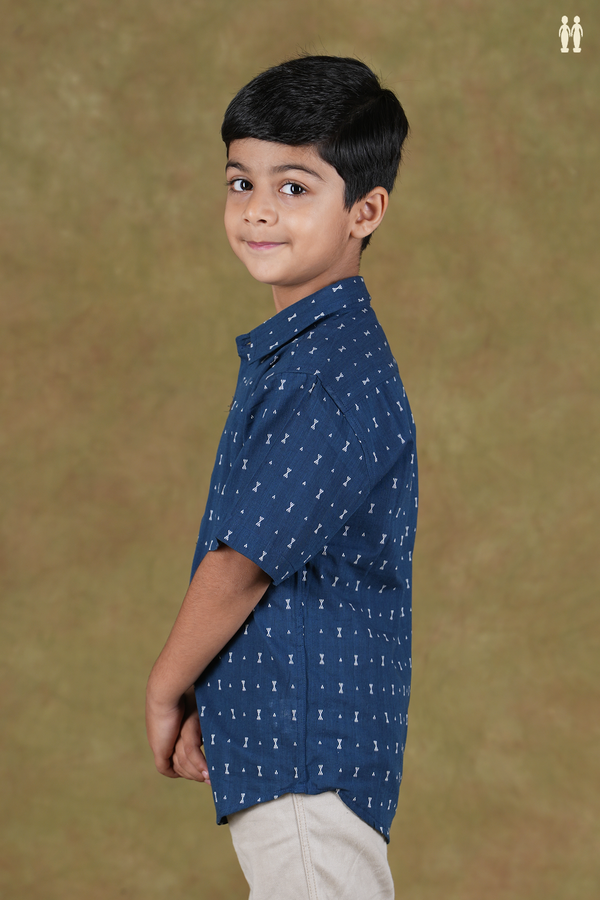 Regular Collar Threadwork Buttis Oxford Blue Cotton Shirt