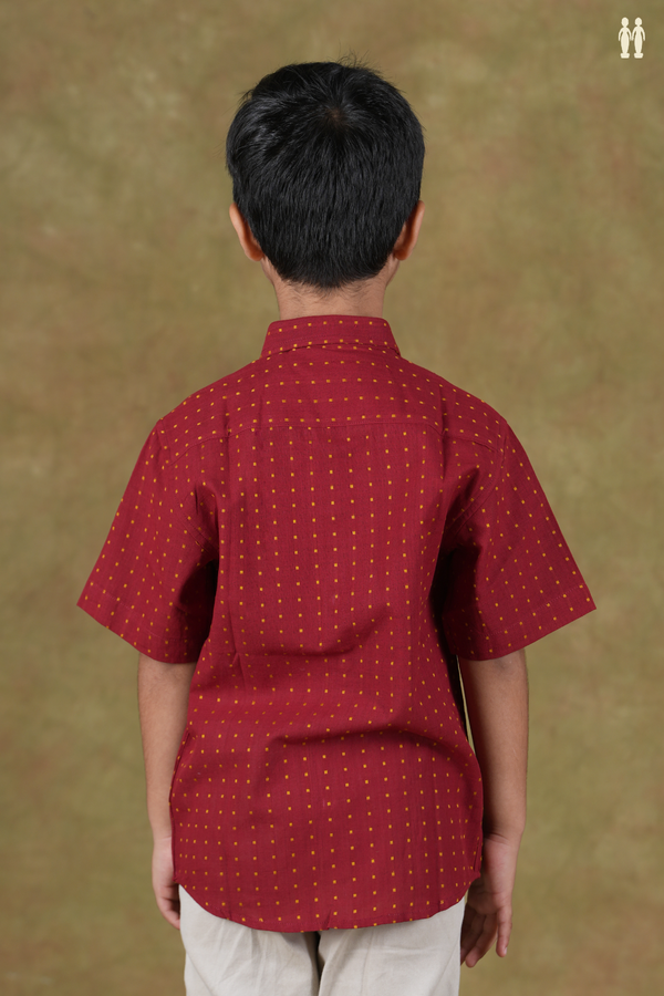 Regular Collar Threadwork Buttis Red Cotton Shirts