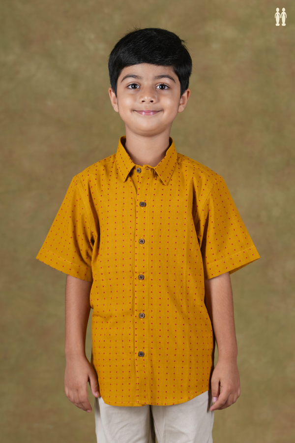 Regular Collar Threadwork Buttis Yellow Cotton Shirts