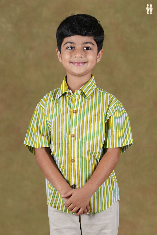 Regular Collar Stripes Design Green And White Cotton Shirts