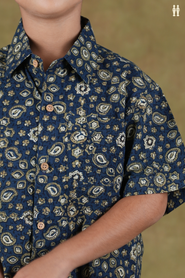 Regular Collar Printed Design Blue Cotton Shirts