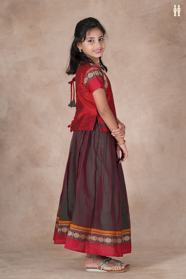 Rudraksh Design Red And Manthulir Raw Silk Pavadai Sattai