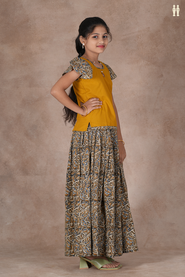 Floral Design Yellow And Green Cotton Pavadai Sattai