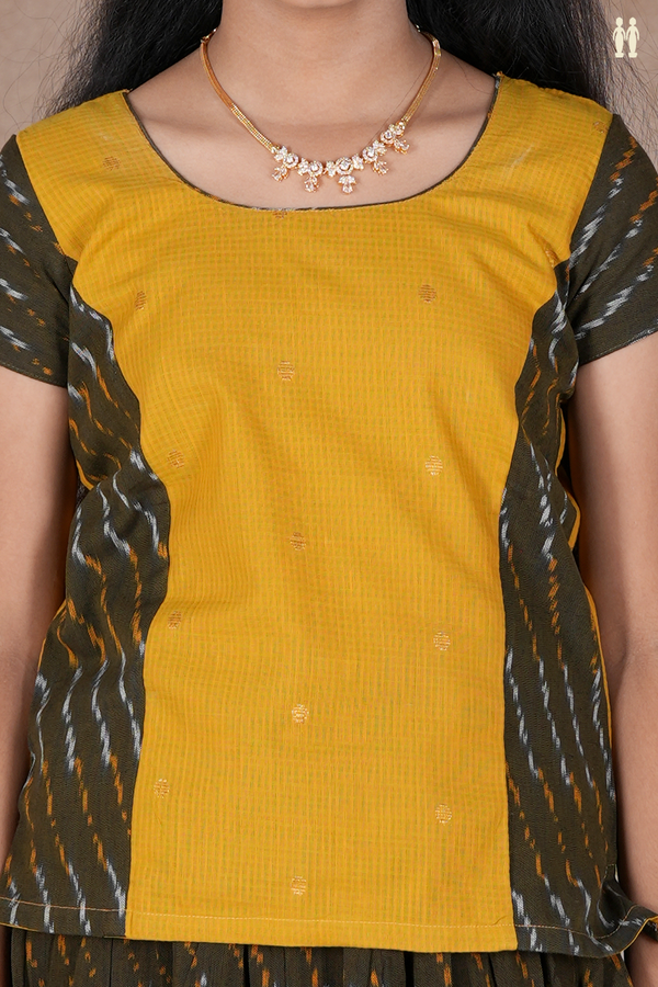 Ikat Design Yellow And Green Cotton Pavadai Sattai