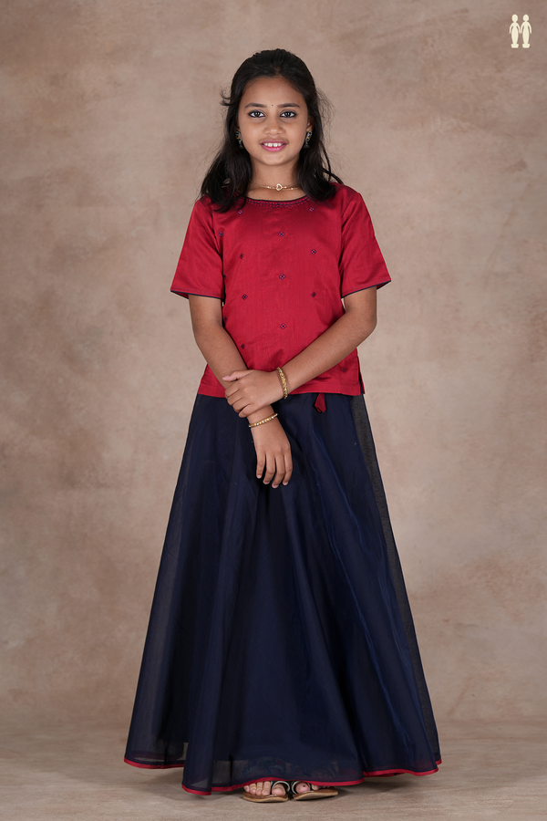 Floral Buttas Red And Blue Chanderi Cotton Pavadai Sattai