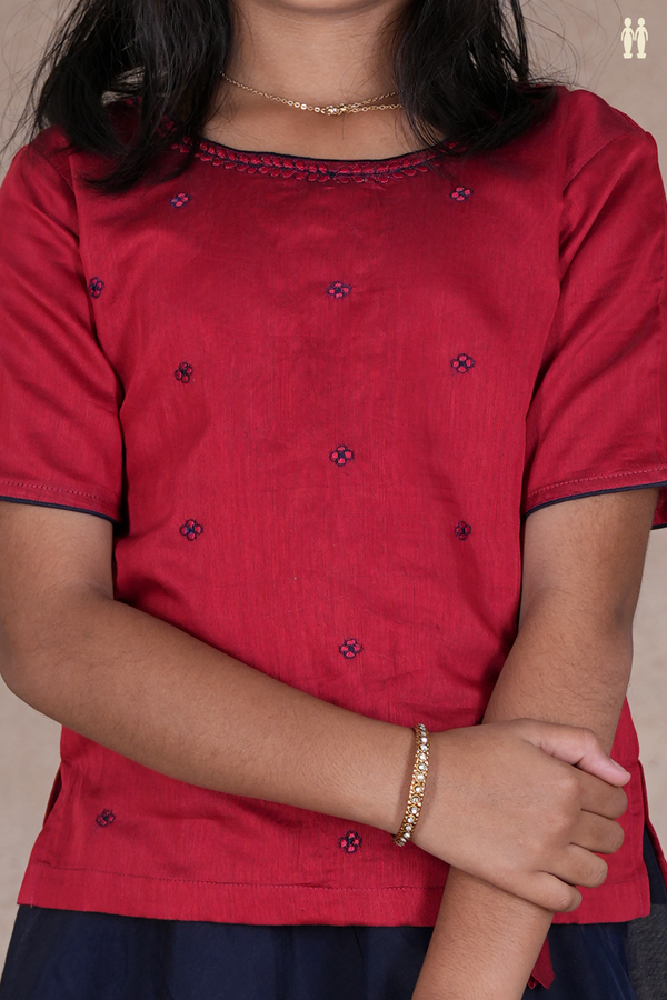Floral Buttas Red And Blue Chanderi Cotton Pavadai Sattai