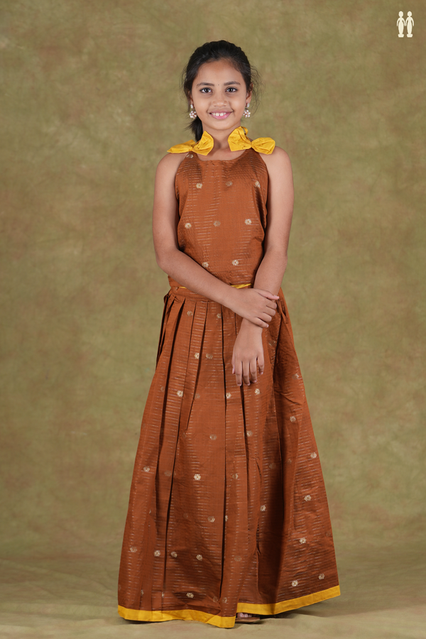 Shoulder Tie Up Zari Buttas Brown Cotton Pavadai Sattai