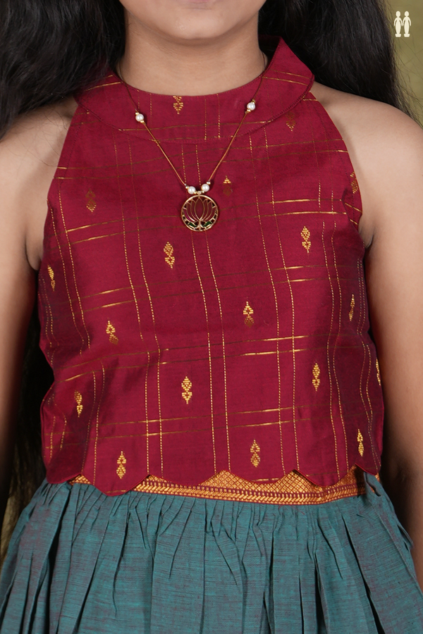 Halter Neck Zari Buttis Red And Green Cotton Pavadai Sattai