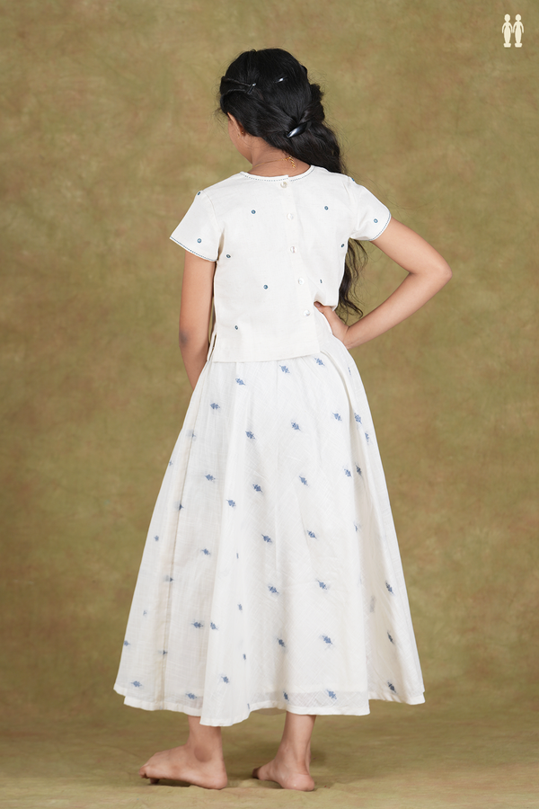 V-Neck Threadwork Buttas Off White Cotton Pavadai Sattai