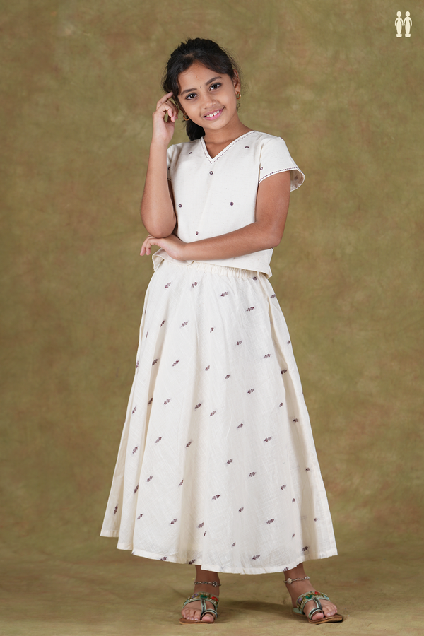 V- Neck Threadwork Buttas White Cotton Pavadai Sattai